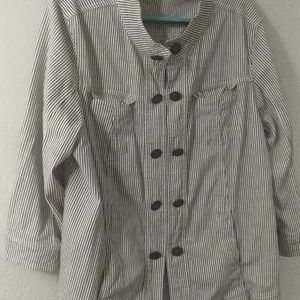 Black and white striped jacket 14/16